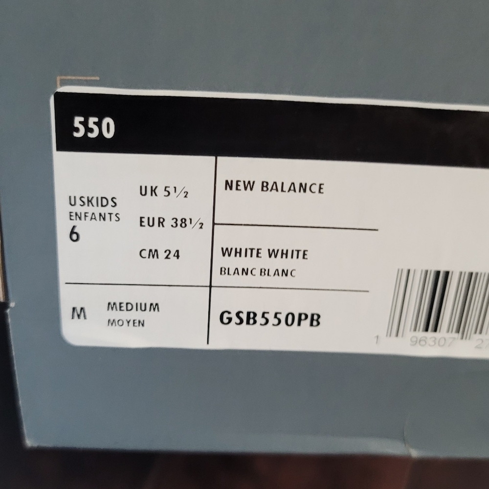 New Balance 550 - Picture 4 of 5
